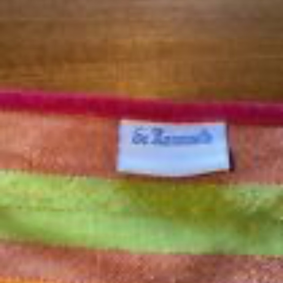 La Maisonnette Tablecloth 90 x 60 inches - Picture 10 of 11